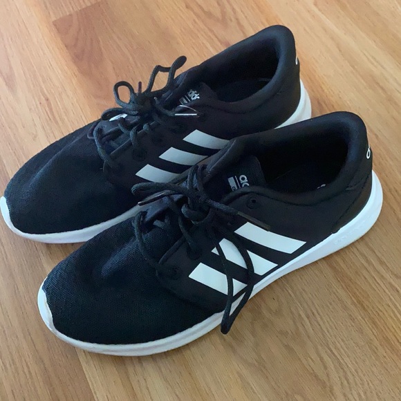 black adidas sneakers - Picture 1 of 1